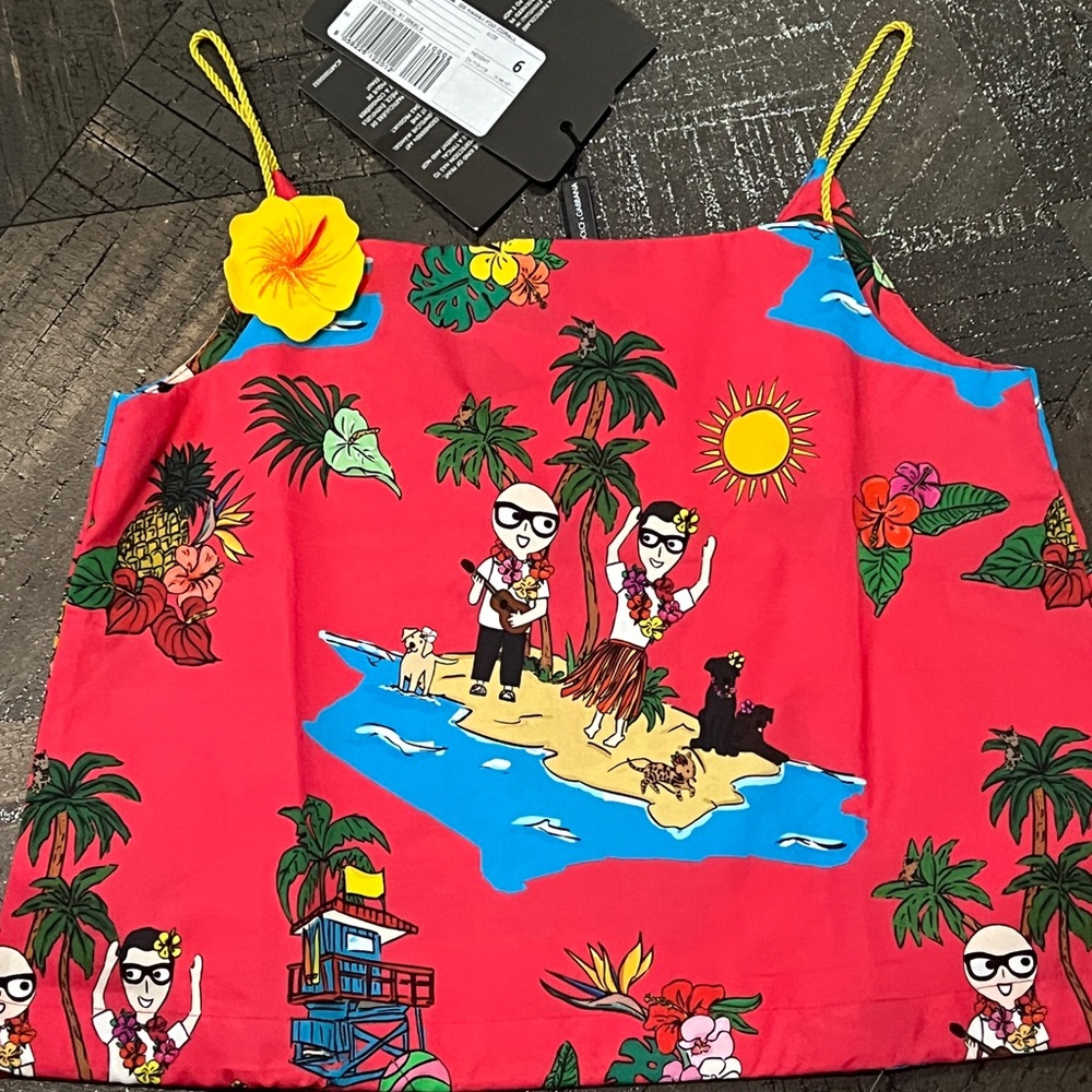 DOLCE & GABBANA Fun in the SUN top for Girls 
100% Cotton, Size 6